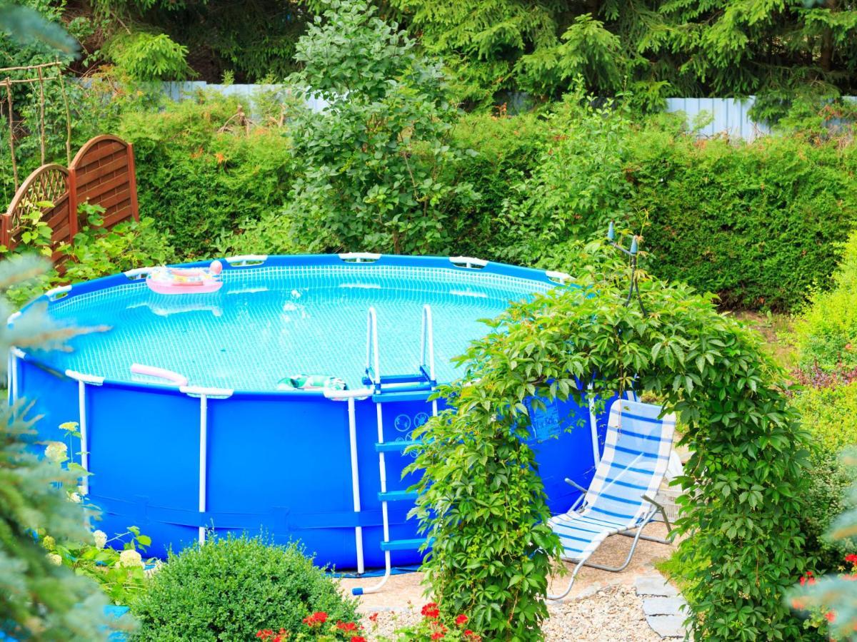 Lovely Apartment In Rusko With Pool Garden Darlowo Exterior foto