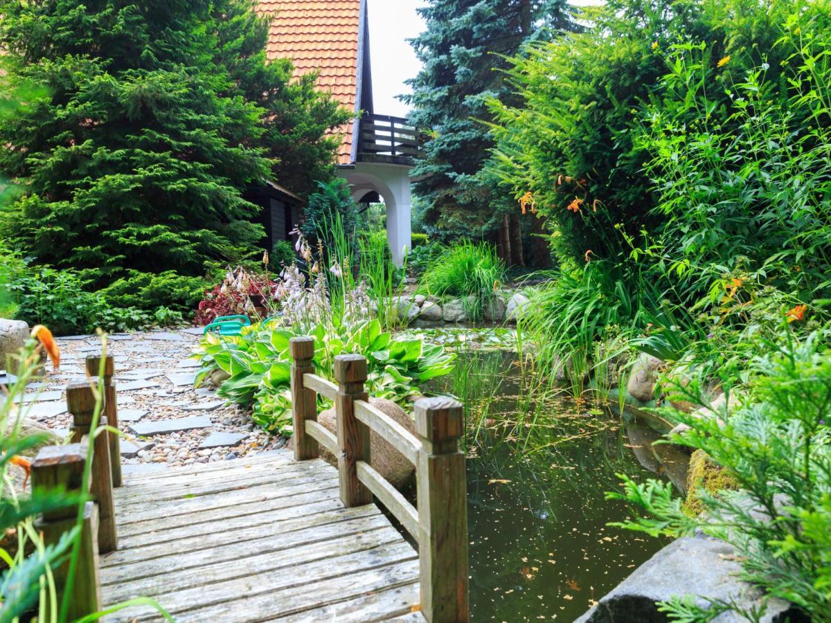 Lovely Apartment In Rusko With Pool Garden Darlowo Exterior foto